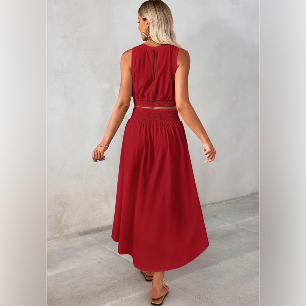 Red Sleeveless Two-Piece Set - Picture 3 of 5